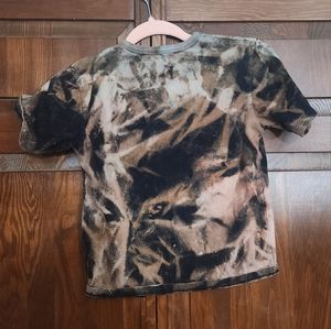 Kids reverse dye tie dye t shirt